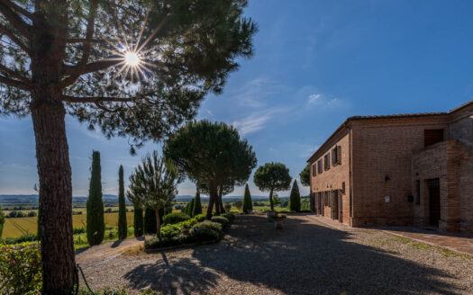 Wonderful farmhouse with swimming pool in Montepulciano
