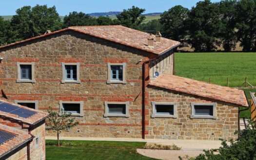 Enchanting property in Val d’Orcia