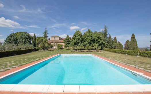 Prestigious property for sale near Pienza, Tuscany.