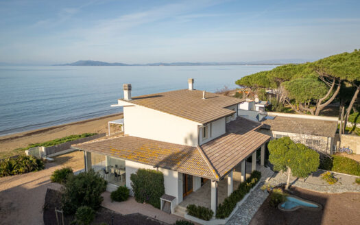 Magnificent Seafront Villa Just Steps from Monte Argentario