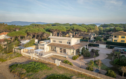 Magnificent Seafront Villa Just Steps from Monte Argentario