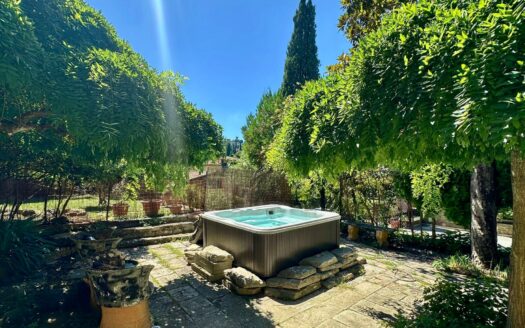 Historic residence with private garden near Piazzale Michelangelo